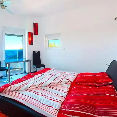 Holiday - Rho01051-f Plimmiri